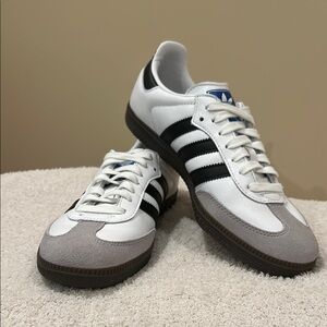 Adidas OG Sambas Unisex Size 7M/8W